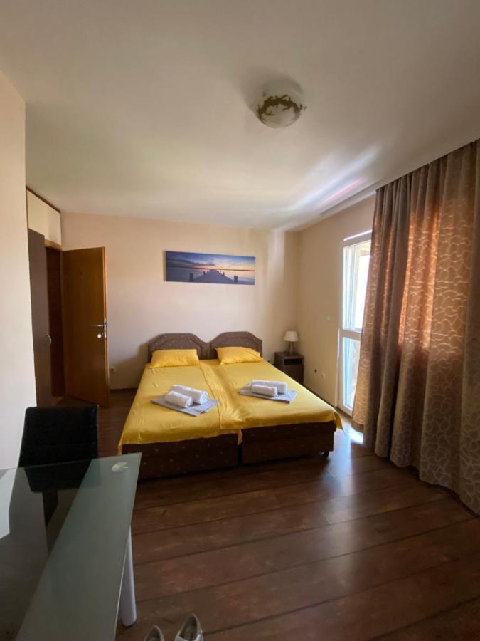 Apartments And Rooms Grande Casa Bar Exterior foto